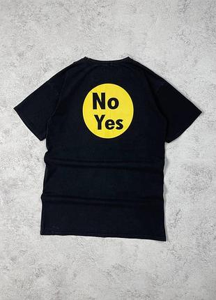 Чорна футболка з принтом yes no, принт на спині, на грудях