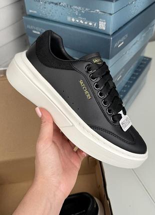 Класичні комфортні кросівки skechers cordova