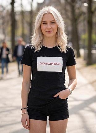 Жіноча футболка calvin klein jeans xs/s