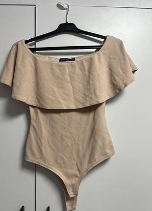 Жіноче боді з відкритими плечима, бежеве boohoo