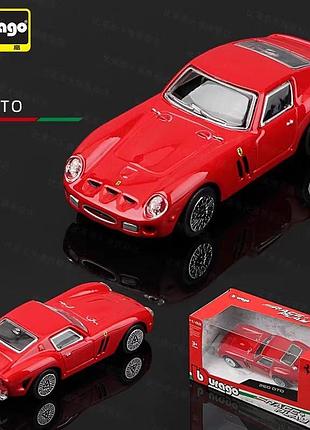Модель bburago ferrari 250 gto 1:43 race & play (пошкоджена коробка)