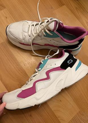 Skechers кросівки 39 розмір