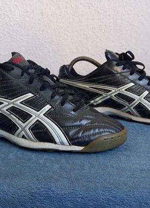 Кросівки чоловічи футзалки asics artista