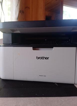 Принтер чёрно-белый японский brother dcp 1510r