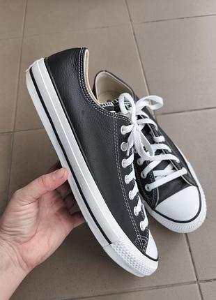 Шкіряні кросівки converse