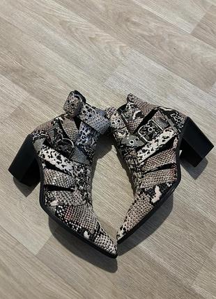 Козаки женские
