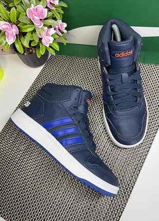 Оригінальні кросівки adidas хайтопи