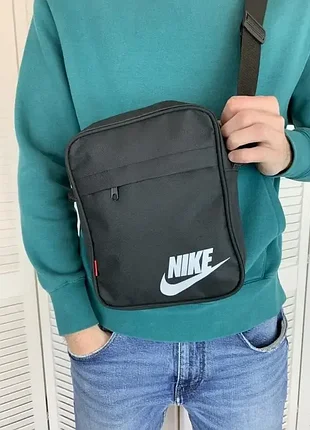 Мужская спортивная борсетка nike черная сумка через плечо найк