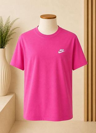 Nike sportswear club t-shirt