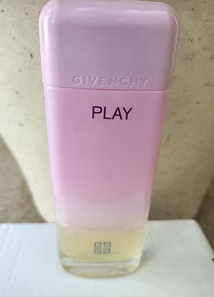 Givenchy play