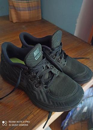 Кросівки дитячий , літні , nike , чорні, розмір 35.5 , vietnam
