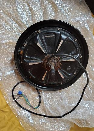 Оригинальное мотор-колесо fada ritmo 1 48v 400w заднее bldc с звездочкой - электрификация скутера, мопеда, электротранспорта. 10", под барабанный тормоз