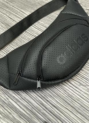 Бананка черная adidas кожаная, сумка через плечо поясная нагрудная