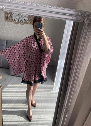 100% silk шовк  коротке кімоно-хаорі  незуко камадо з аніме «клинок, що розсікає демонів» з характерним геометричним принтом (візерунком «асаноха»)