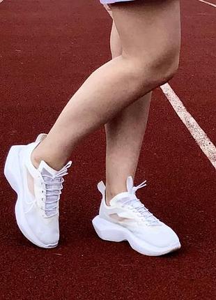 Взуття . кросівки. nike