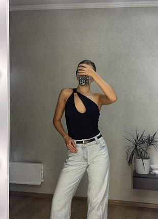 Боді з вирізами shein s