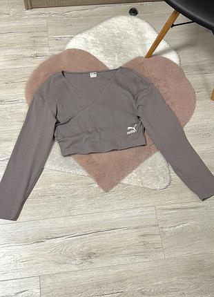 Кофтинка з запахом від puma