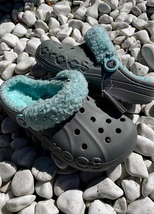 Жіночі крокси сабо утеплені baya lined fuzz strap grey/ice blue жіночі крокси сабо утеплені crocs