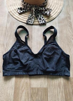 Шикарный кружевной бюстгальтер без косточек 80е