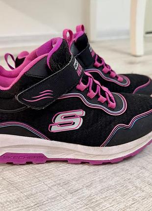 Осінні черевики sketchers 35 р