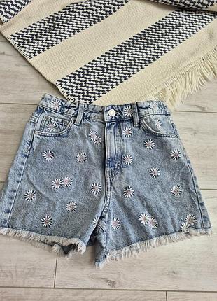 Подростковые шорты с ромашками h&amp;m 146, есть утяжка