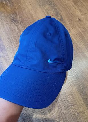 Продам подросточный бейсик бренда nike