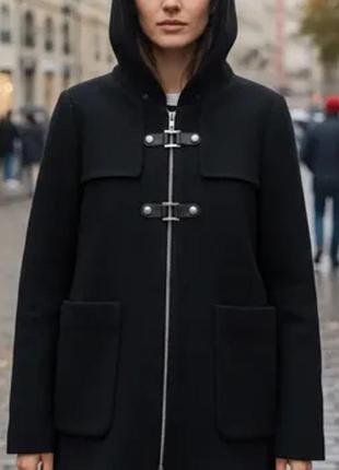 Стильное женское пальто zara