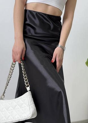 Чорна сатинова спідниця міді з розрізами h&m