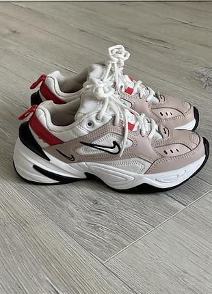 Жіночі,оригінальні кросівки nike розмір 35.5