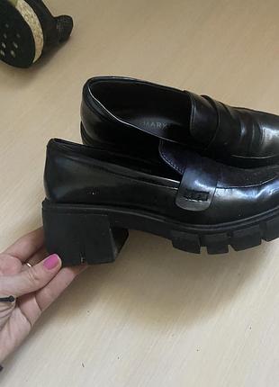 Взуття лофери primark