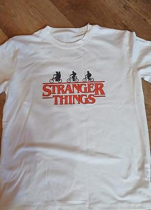 Футболка stranger things