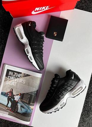 Жіночі кросівки nike air max 95 black white
