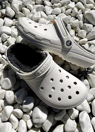 Утепленные кроксы сабо crocs classic lined white
утепленные кроксы сабо унисекс crocs classic lined white