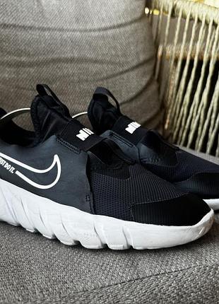 Оригінальні кросівки nike flex runner у чорному кольорі, розмір 39.