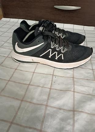 Кросівки nike zoom winflo 3