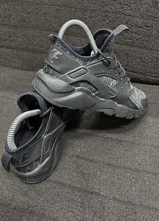 Кросівки жіночі nike