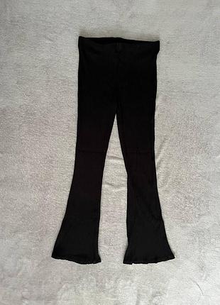 Черные брюки клеш в рубчик h&amp;m / трикотажные леггинсы лосины клеш (размер м)