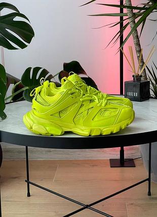 Кроссовки женские blncg track trainer neon green
