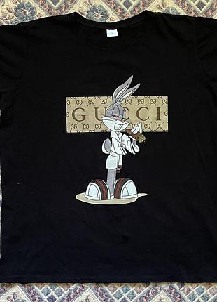 Футболка чорна з bugs bunny × gucci принтом, розмір l