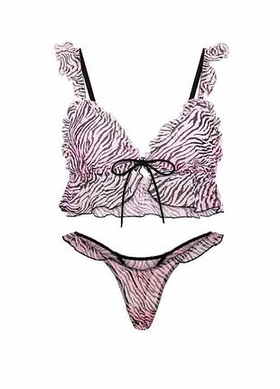 Комплект белья с принтом victoria's secret pink бралетт триангл и трусики тонг