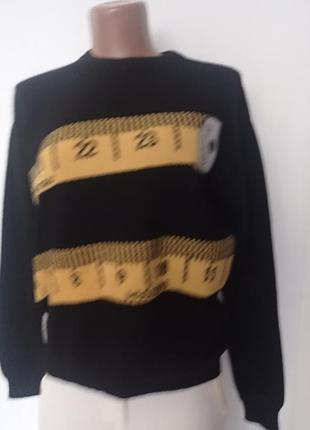 Джемпер moschino