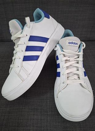 Классические белые женские кроссовки adidas размер 38