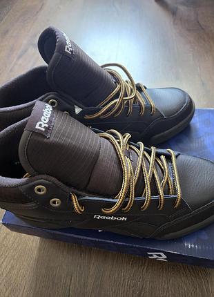 Оригінальні чоловічі осінні кросівки reebok royal complete, cn 3093, 42 розмір