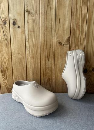 Тапки босоніжки сандалі крокси шльопанці adidas adifom stan mule