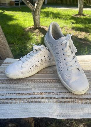 Кеди rikeir 39 р