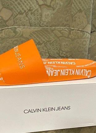 Шльопанці calvin klein