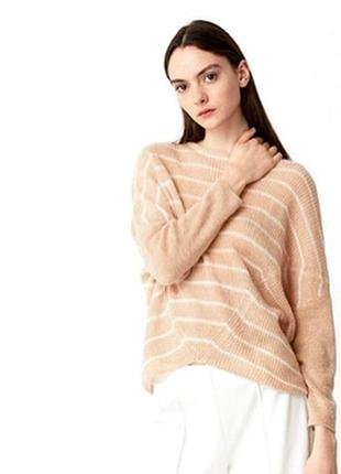 Легкий тоненький свитер персикового цвета в полоску mango
✨✨✨✨✨✨✨✨✨✨✨