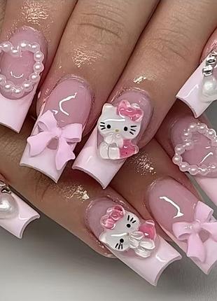 Накладні нігті в стилі hello kitty та y2k (форма квадрат)