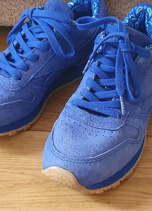 Оригинальные замшевые кроссовки лимитированная коллекция от reebok
