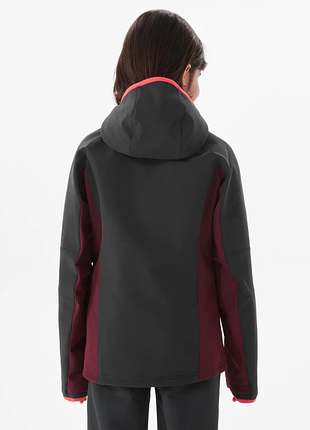 Куртка девочке софтшелл quechua декатлон softshell 10-11 лет демисезонная на флисе ветровка с капюшоном спортивная туристическая ветрозащитная мембран 3